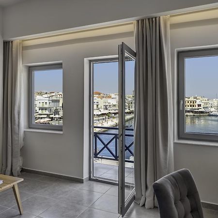 Naves Suites Ermoupoli Ngoại thất bức ảnh