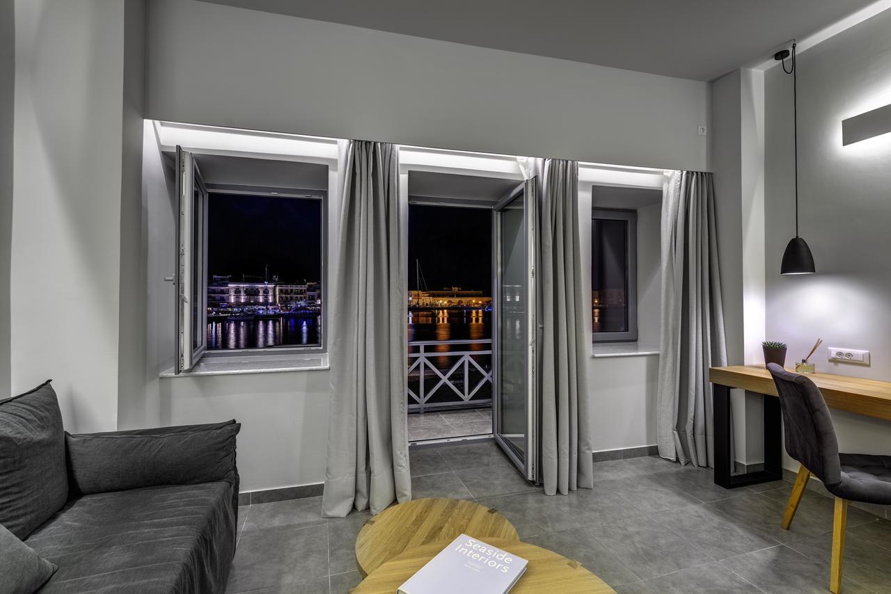 Naves Suites Ermoupoli Ngoại thất bức ảnh