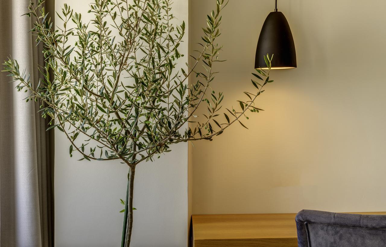 Naves Suites Ermoupoli Ngoại thất bức ảnh